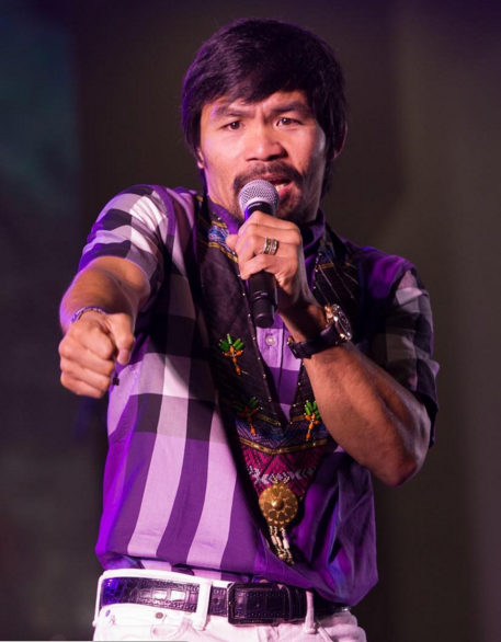 Manny Pacquiao Sorry For Comparing Homosexuals to Animals [VIDEO]