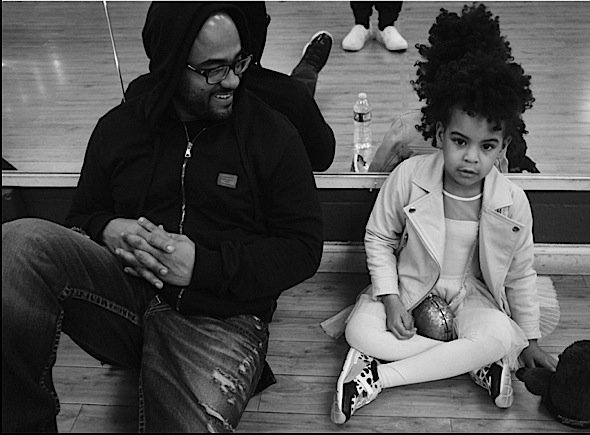 Beyonce Shares Throwback Super Bowl 50 Photos With Blue Ivy, Chris Martin & Bruno Mars