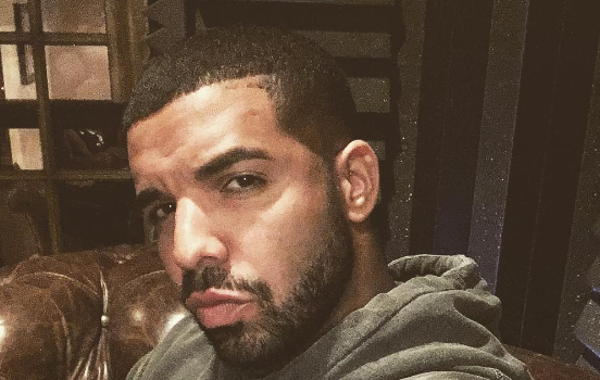 Drake Gropes & Kisses 17-Year-Old Girl On Stage [VIDEO]