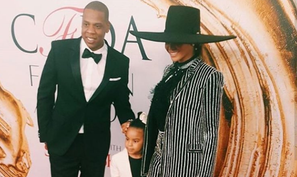 Beyonce & Jay Z Bring Blue Ivy to the CFDA Awards, Singer Snags Fashion Icon Award [Photos]