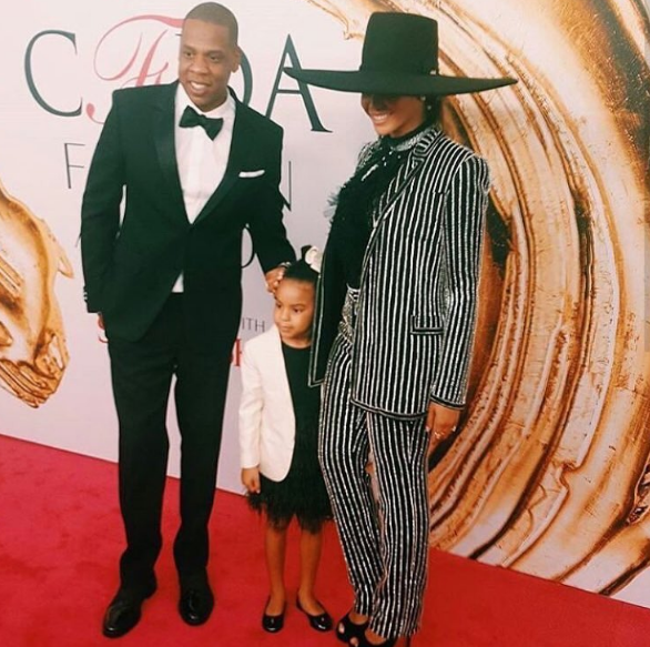 Beyonce & Jay Z Bring Blue Ivy to the CFDA Awards, Singer Snags Fashion Icon Award [Photos]