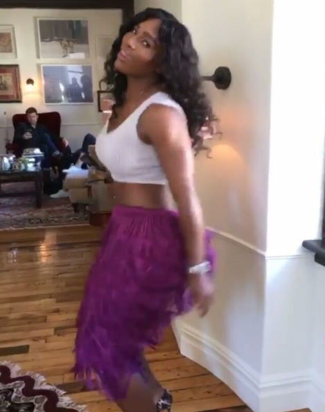 Getcho Life! Watch Serena Williams Get Low In Fringe [VIDEO]