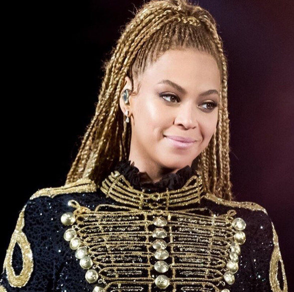 Beyonce Honors Deceased Dallas Police Officers + These Are the Slain Officers [VIDEO]