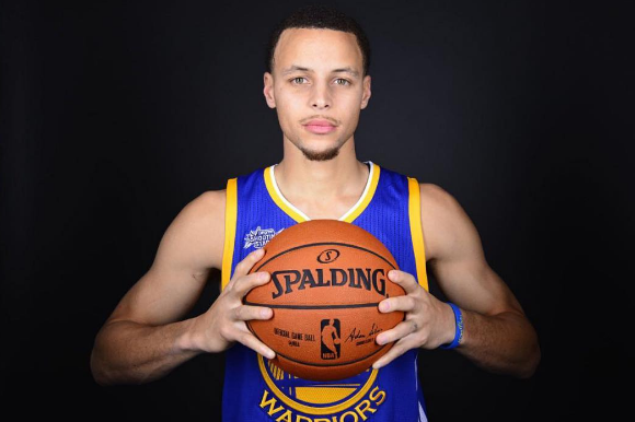 Steph Curry’s Kids Camp Costs $2k, NFL’er Michael Bennett Calls Him Out: It should be free!