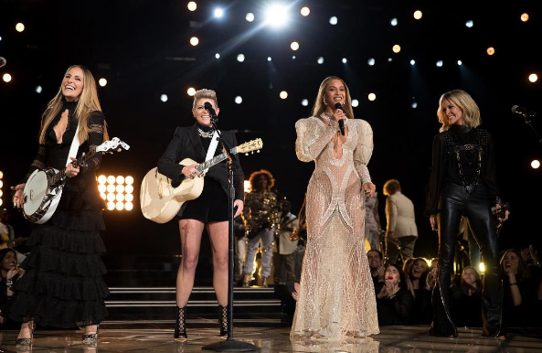 (UPDATE) Country Music Awards Responds To Reports of Erasing Beyonce