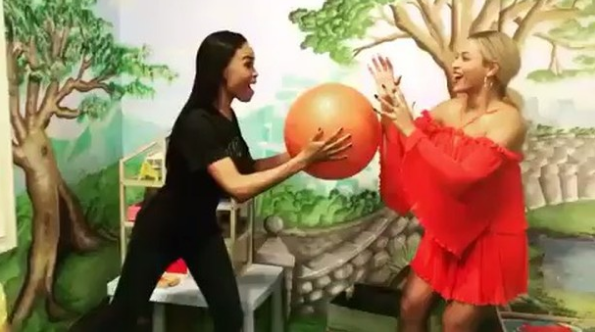 Beyonce, Kelly Rowland & Michelle Williams Do The Mannequin Challenge [VIDEO]