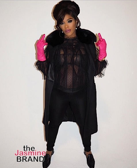 Joseline Hernandez Releases Maternity Flix, Tiny Harris Vacays in Jamaica, J.Lo's Kids Are Swagged Out + POTUS & FLOTUS Host Final Holiday Party 