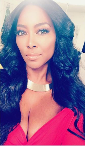 Kenya Moore: I'll Give You $1Million If You Prove My Breasts Are Fake!