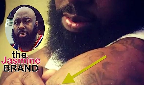 Ouch! Rapper Trae Tha Truth Squeezes Out Bullet [VIDEO]