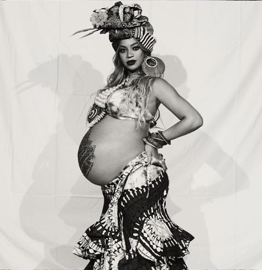 Beyonce + Twin Boy & Girl Remain Hospitalized Over ‘Minor Issue’