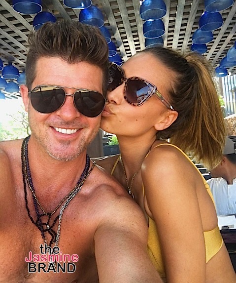 Robin Thicke's 22-Year-Old Girlfriend Pregnant