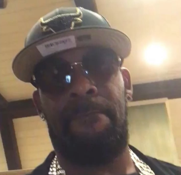 R.Kelly - I Was Robbed By Someone I Knew For 25 Years