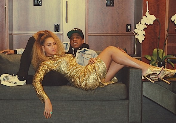 Beyonce Cozies Up w/ Jay-Z In Michael Kors, Prada & Tom Ford [Celebrity Fashion]