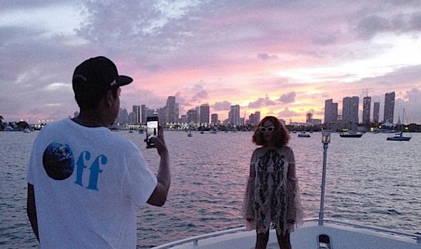 Jay-Z Is Beyonce’s Photog In Yacht Shoot + Singer Rocks Alice McCall, Chiaraboni
