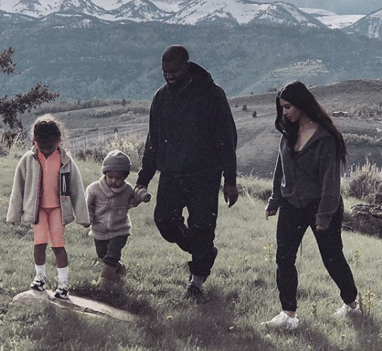 Kim Kardashian & Kanye In Wyoming w/ Kids, Amidst Donda’s House Controversy