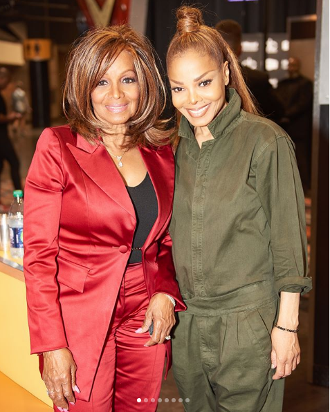 Janet Jackson’s 68-Year-Old Sister Rebbie Is Stunning! [Photos]