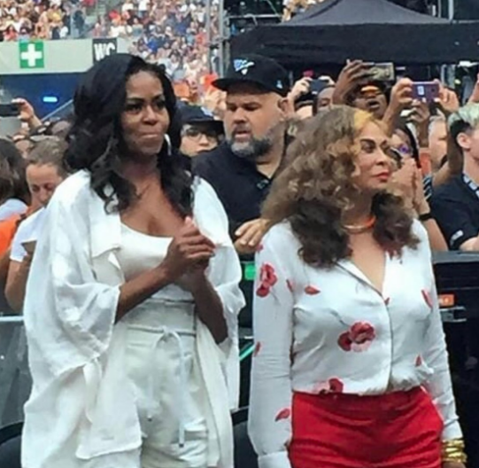 Michelle Obama Brings Daughter Sasha To Beyonce Concert [VIDEO]