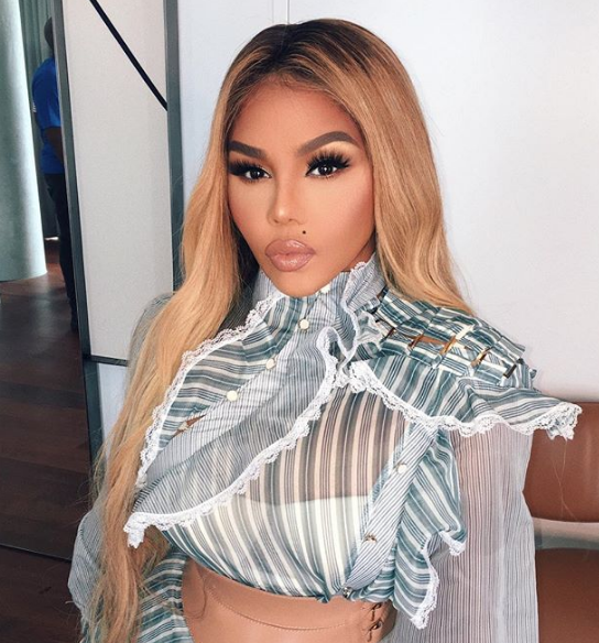 Lil Kim Comes To Agreement W/ Label After Publicly Trashing Them For Delaying Album