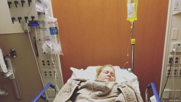 Pregnant Amy Schumer Hospitalized