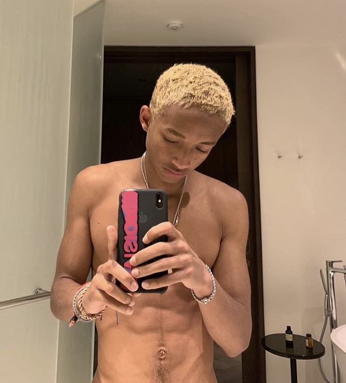 Jaden Smith Wants Us to Question His Sexuality Jaden Smith is clearly in th...