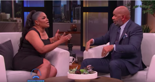 Mo’Nique Says She’s Ready To Punch Steve Harvey In The Mouth During TV Appearance [VIDEO]