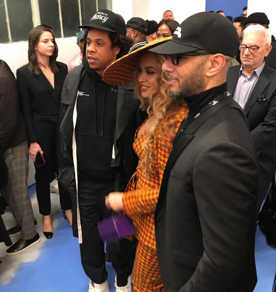 Beyonce & Jay Z Spotted At Swizz Beatz Dreamweaver Art Gala [VIDEO]