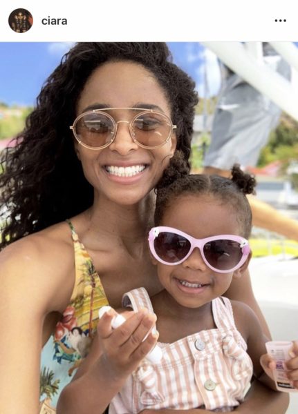 Russell Wilson, Ciara & Kids Live It Up On Family Vacation [VIDEO