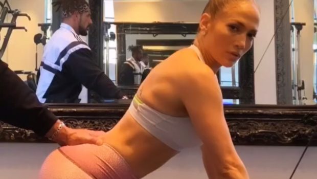 J. Lo Hits The Gym & Takes Sexy Ab Selfie As She Prepares For Upcoming Tour