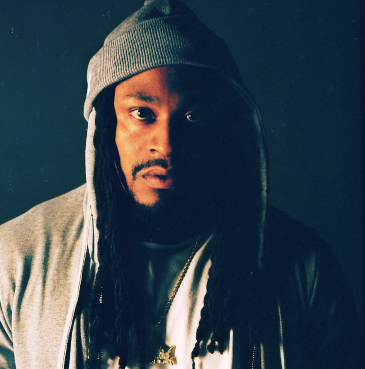 Marshawn Lynch Offered $5k For 2 Minute Interview, Requested Payment In ...