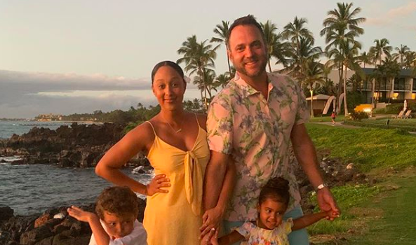 Tamera Mowry Is Returning To Reality TV W/ Husband & Kids, Says “Sister Sister” Reboot ‘Needs To Be Amazing Or We Need To Leave It Alone’