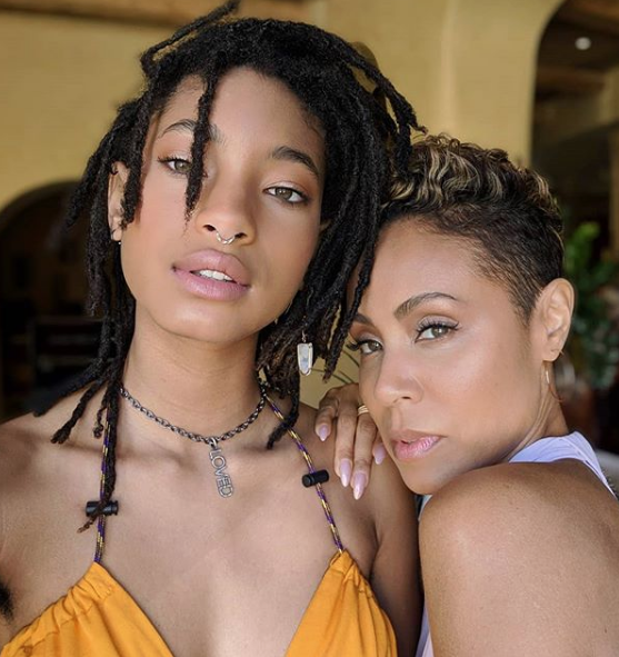 Willow Smith Is “Curious” About Polyamorous Lifestyle, According To Mom Jada Pinkett-Smith