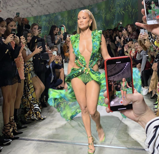 Jennifer Lopez Closes Versace Runway Show Wearing Iconic Green Dress [VIDEO]