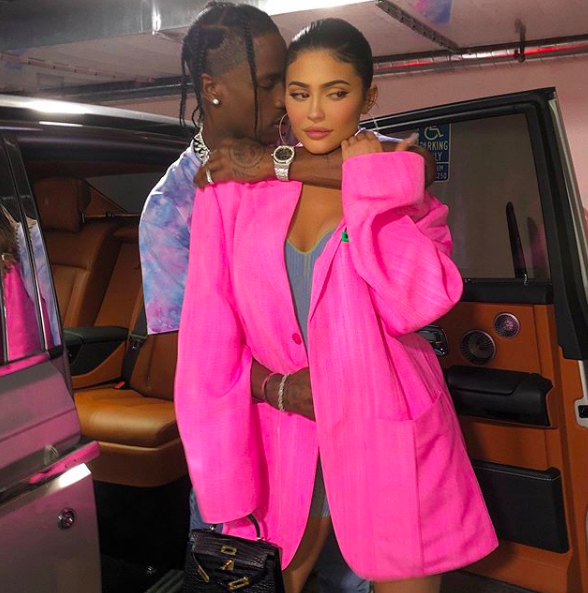 Kylie Jenner ‘Isn’t Labeling’ Her Relationship w/ Travis Scott After Hinting They’re Back Together