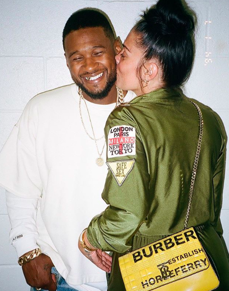 Usher Spotted Kissing Rumored Girlfriend Jennifer Goicoechea Backstage [Photo]