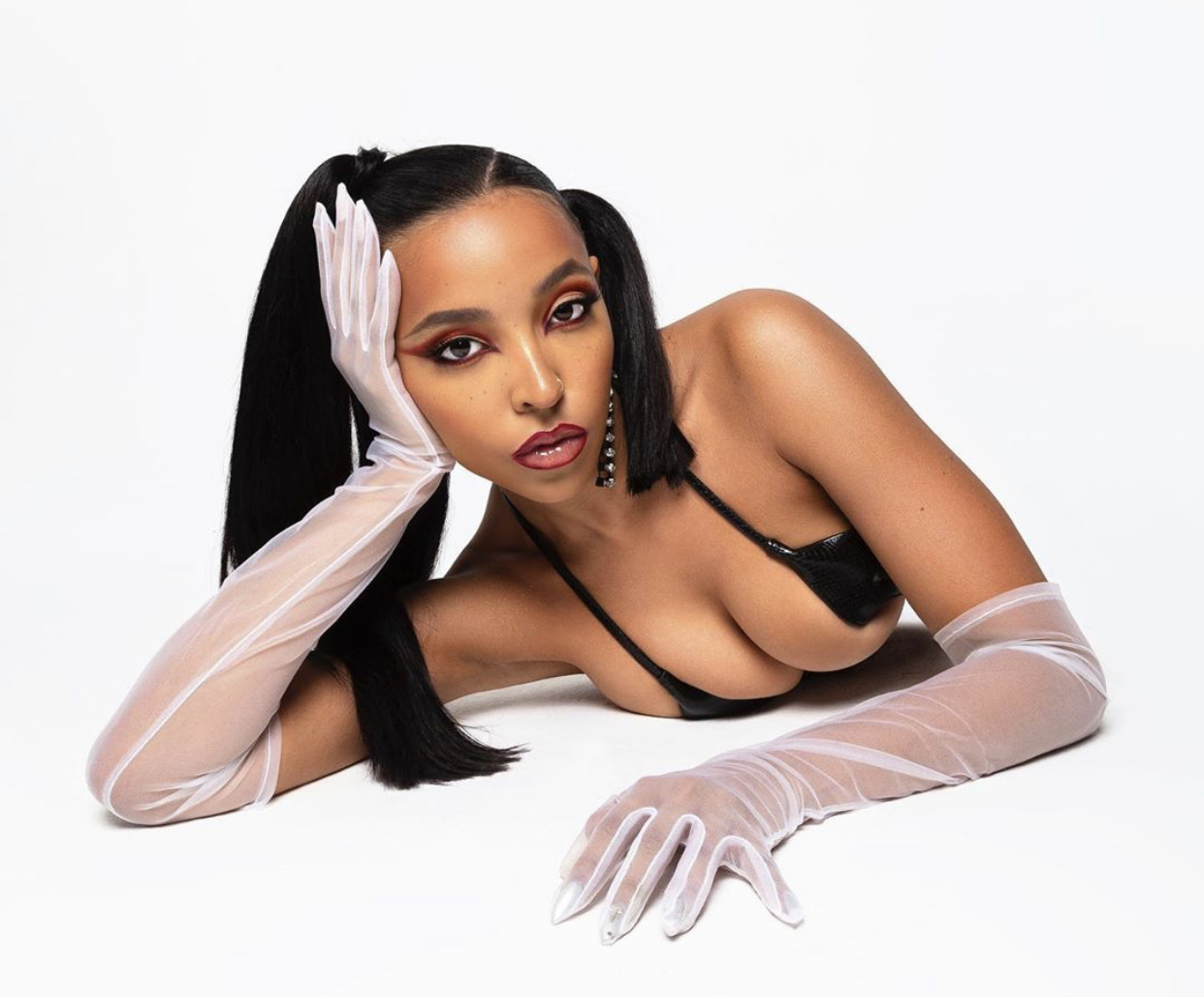 Tinashe Releases 'Songs for You' EP Ft. 6lack, G-Eazy & Ms. Banks ...
