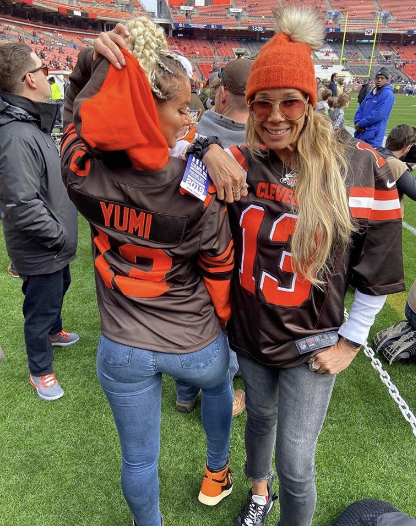 Odell Beckham Jr. & Lauren Wood Official? Model Poses With OBJ's Mom at