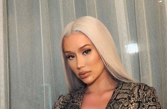 Iggy Azalea Reveals A Back Surgery She Thought Would Be ‘Mundane’ Left Her On Bed Rest For 3 Weeks: I Ended Up Being Hooked Up To A Million Machines & In So Much Pain