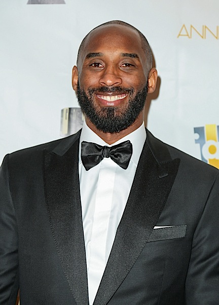 Kobe Bryant – Charter Company Sues Air Traffic Controllers, Blames Them For Helicopter Crash