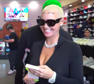 Amber Rose gets her kids names tattooed on her FOREHEAD  The Sun