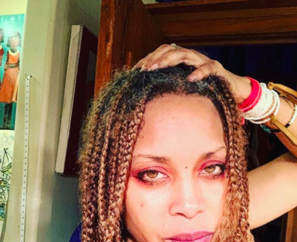 Erykah Badu Alludes To Charging Fans For Facebook Live Streams, Tells Critic: I’m Unemployed Too, I’m Just Not B*tchin About It
