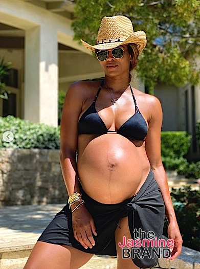 Ciara Rocks Bare Baby Bump W/ Afro In New Snapshot: Rooted