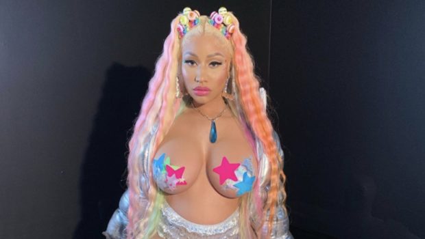 Nicki Minaj Flaunts Her Breasts While Asking Fans For Bra Advice