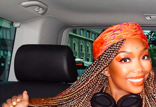Brandy’s Hairstylist Denies Rumors She Wore Lace Front Braids In The 90s: That’s A LIE