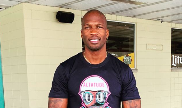 Chad ‘Ochocinco’ Johnson Tips Waitress $100 For Every Minute She Served Him Past Closing, Totaling $1,300 