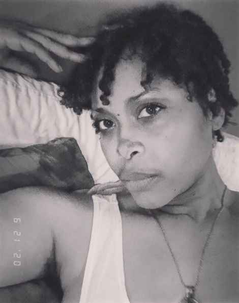 Erykah Badu Wants To Perform From Home In Bed: Claims She’s Probably The Laziest Artist In Dallas