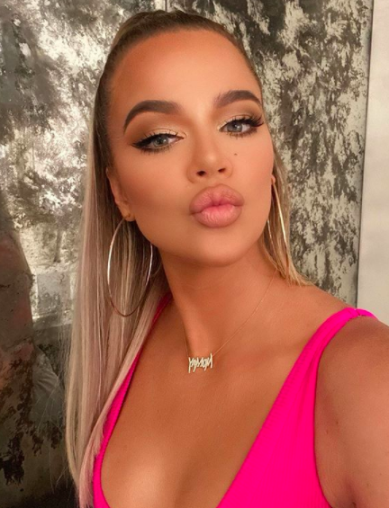 Khloé Kardashian Misses ‘Being Paid’ To Hang Out W/ Family + Seemingly Confirms They’re Filming For New Reality Show
