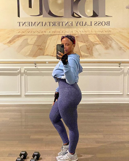 Snoop Dogg’s Wife Shante Broadus Shows Off Her Figure: All Natural!
