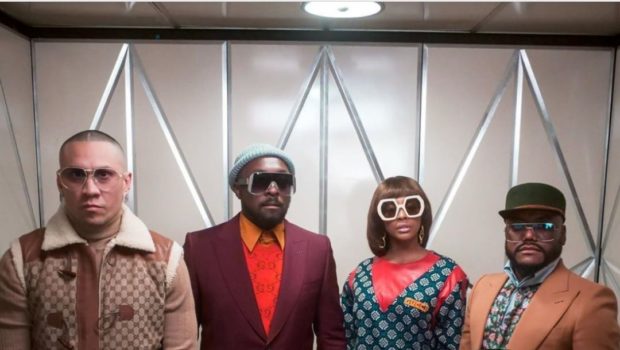 Black Eyed Peas Perform W/ New Lead Singer At The VMAs, Fans Wonder Where Fergie Is