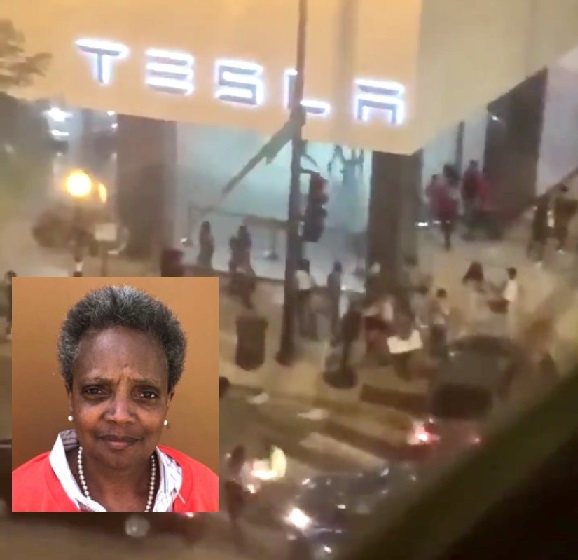 Over 100 Chicago Civilians Arrested For Looting After Police-Involved Shooting, Mayor Lori Lightfoot Responds: You Have No Right To Take & Destroy The Property Of Others!