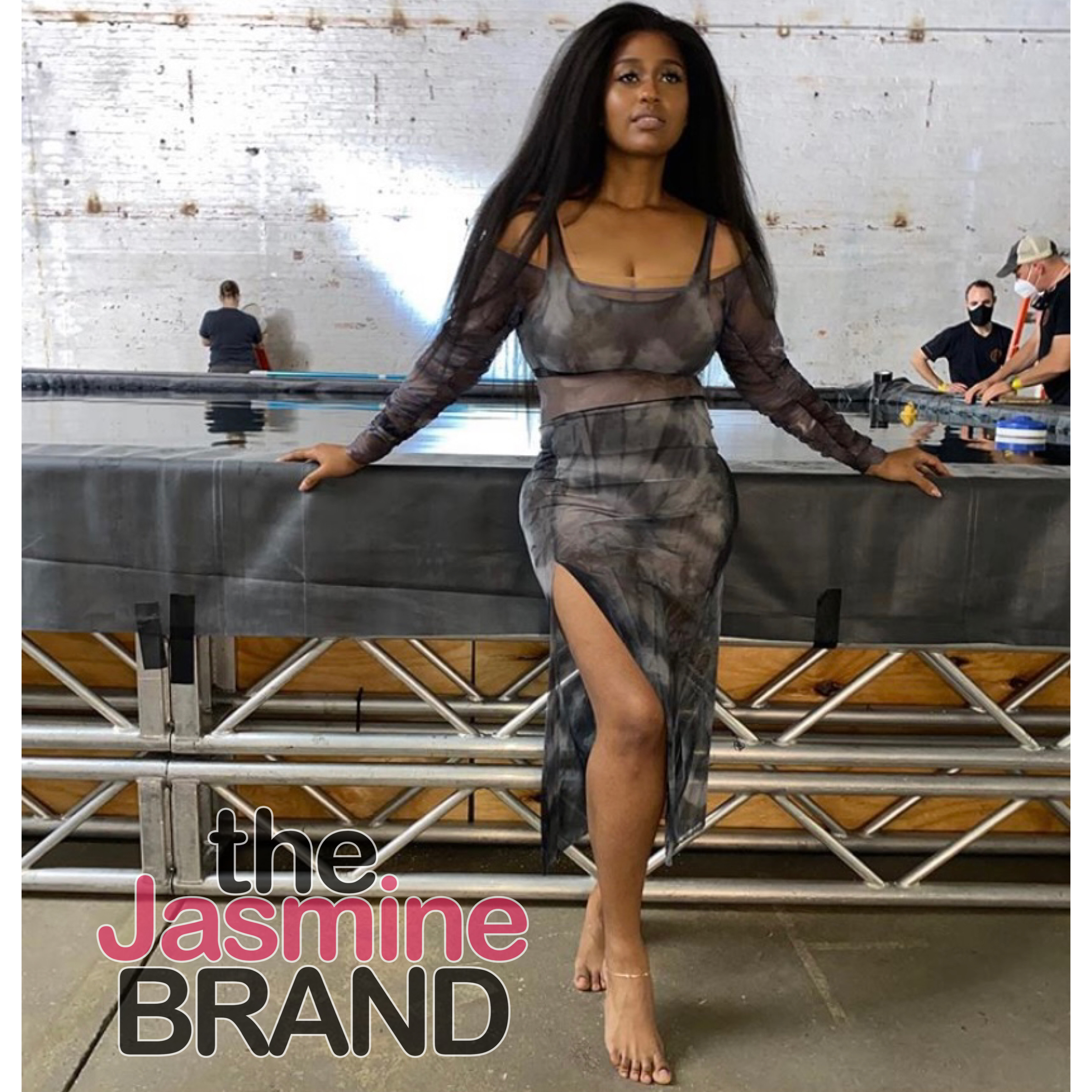 Jazmine Sullivan Tells Critics Of Her Weight Loss 'Stop Talking About  People' + Explains She Went Vegan To Support Her Mother - theJasmineBRAND